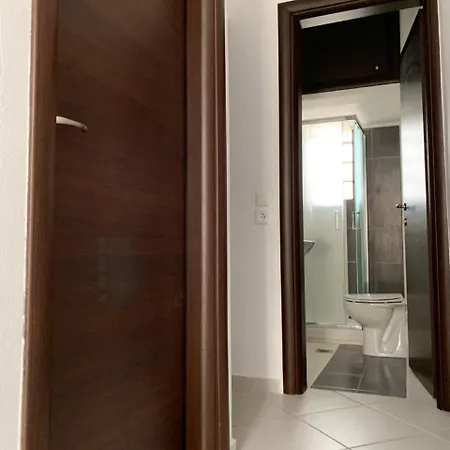 Apartment Triaina *